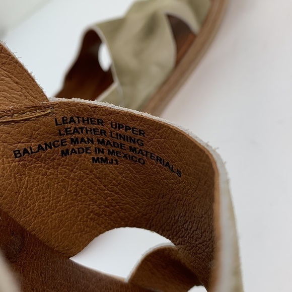 BORN CARAH Sandal Natural Clay, Suede with leather footbed rubber no slip sole - Picture 6 of 9